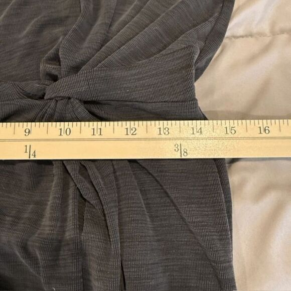 Nicole Miller Ribbed Knit Stretch Side Knot Dress in Charcoal Gray Size Medium - Picture 7 of 9